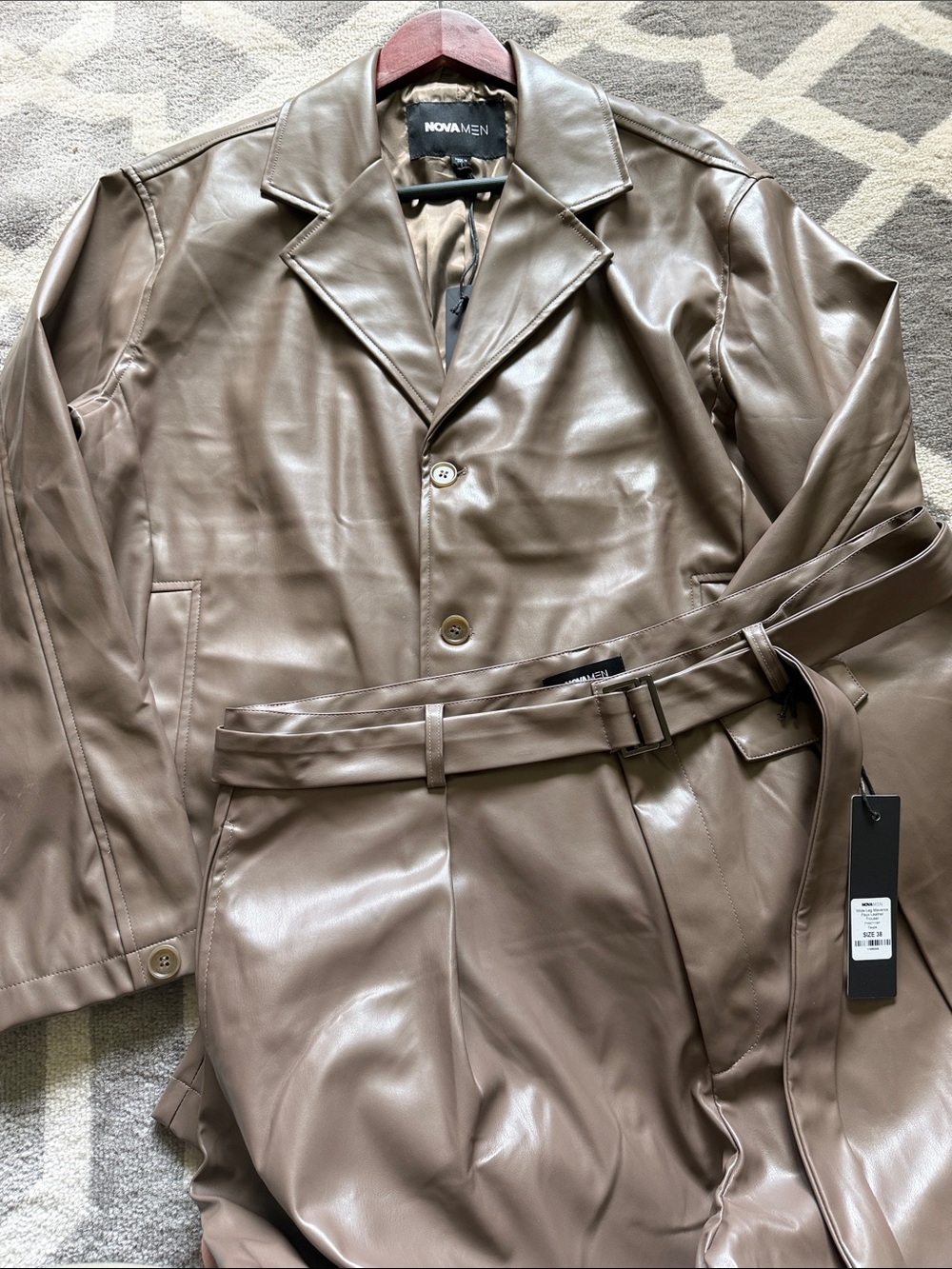 Men’s XL taupe faux leather suit / NEW